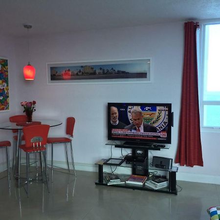 Castle Beach - Great Views Appartamento Miami Beach Esterno foto