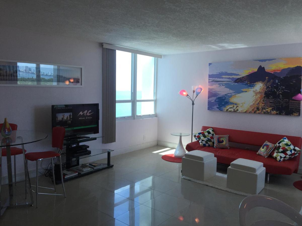Castle Beach - Great Views Appartamento Miami Beach Esterno foto